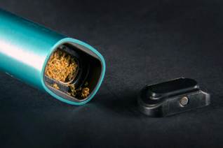 Ploom-PAX-2-vaporizer-end-open